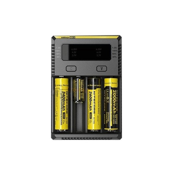 I4 Intellicharger Nitecore 4-bay batterioplader i børstet metal med tydelig ladestatusskærm
